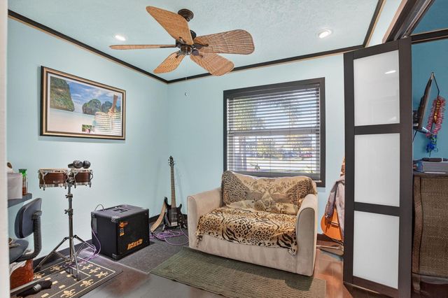 1206 Mohican Boulevard, Jupiter, FL 33458