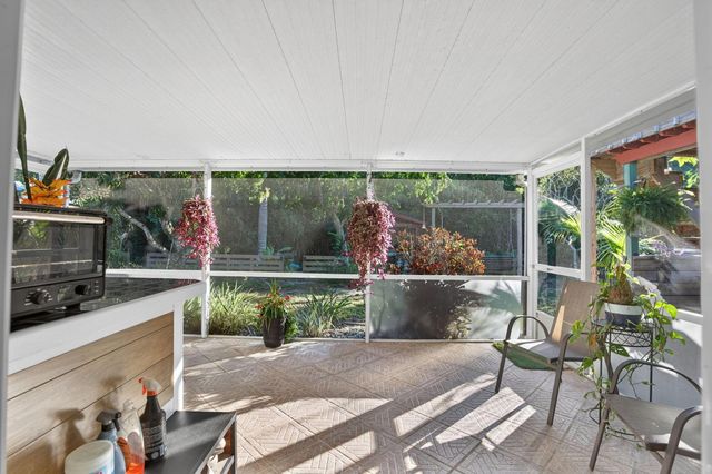 1206 Mohican Boulevard, Jupiter, FL 33458