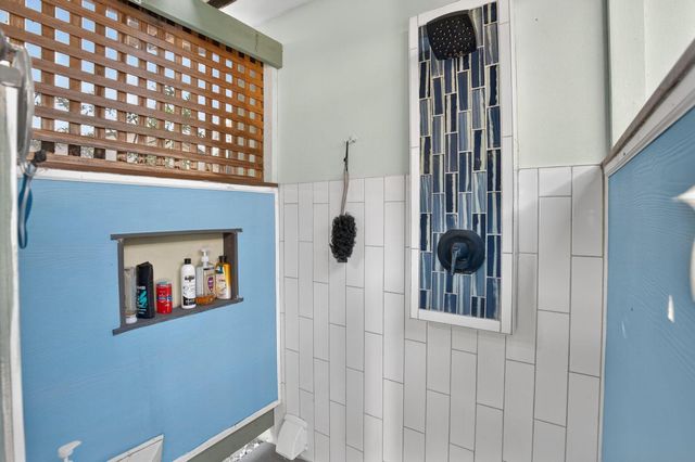 1206 Mohican Boulevard, Jupiter, FL 33458