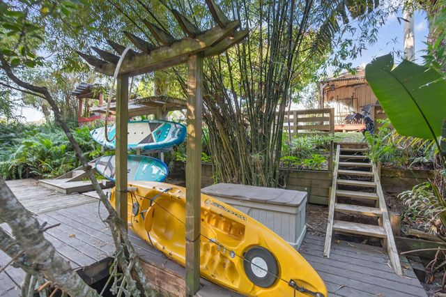 1206 Mohican Boulevard, Jupiter, FL 33458