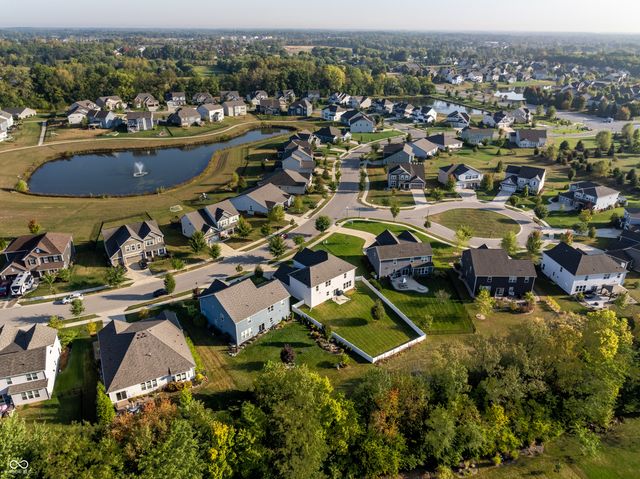 5609 Mahogany Drive, Noblesville, IN 46062