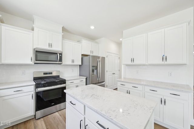 1020 Bolton Pointe Drive, Zebulon, NC 27597