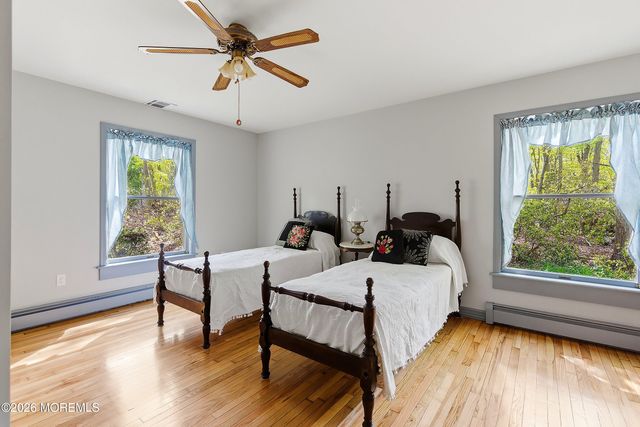 3206 Ridgewood Road, Allenwood, NJ 08720