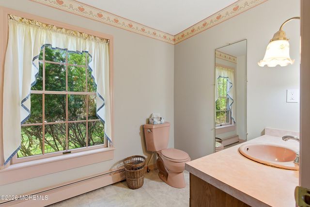 3206 Ridgewood Road, Allenwood, NJ 08720