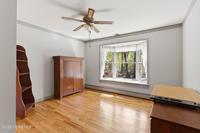 3206 Ridgewood Road, Allenwood, NJ 08720