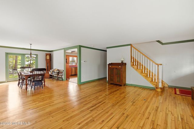 3206 Ridgewood Road, Allenwood, NJ 08720