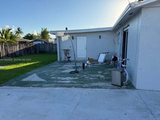 15400 SW 305th Street, Homestead, FL 33033