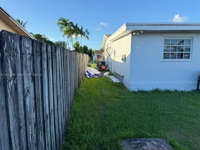 15400 SW 305th Street, Homestead, FL 33033