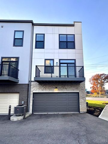 3500 Madison Park Avenue, Cincinnati, OH 45209