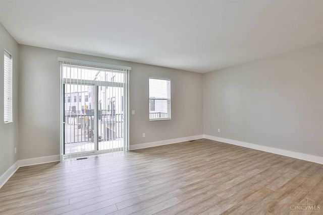 3500 Madison Park Avenue, Cincinnati, OH 45209