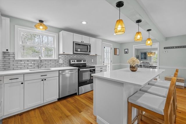 184 Booth Hill Rd, Scituate, MA 02066