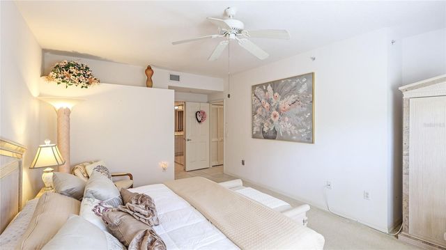 6770 FAIRWAY GARDENS DRIVE, Bradenton, FL 34203