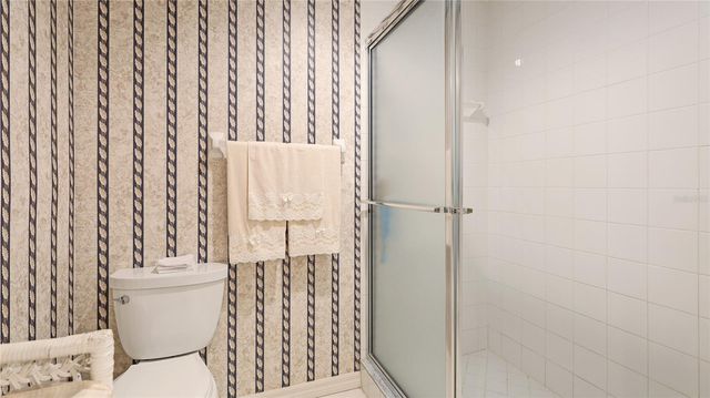 6770 FAIRWAY GARDENS DRIVE, Bradenton, FL 34203