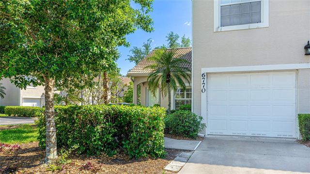 6770 FAIRWAY GARDENS DRIVE, Bradenton, FL 34203