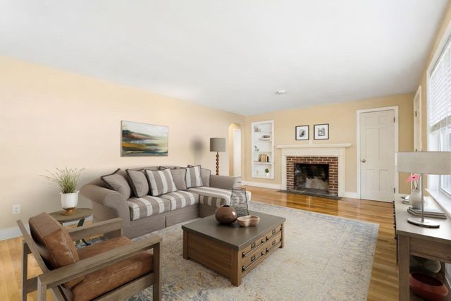 71 Hillcrest Road, Marlborough, MA 01752