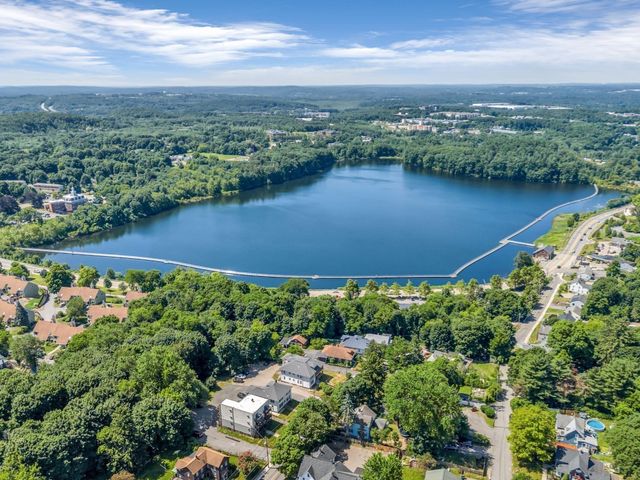 71 Hillcrest Road, Marlborough, MA 01752