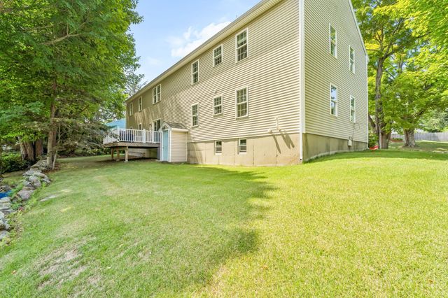 71 Hillcrest Road, Marlborough, MA 01752