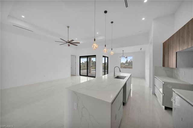 2540 NW 6th TER, Cape Coral, FL 33993