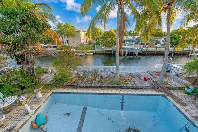 12900 Ixora Cir, North Miami, FL 33181