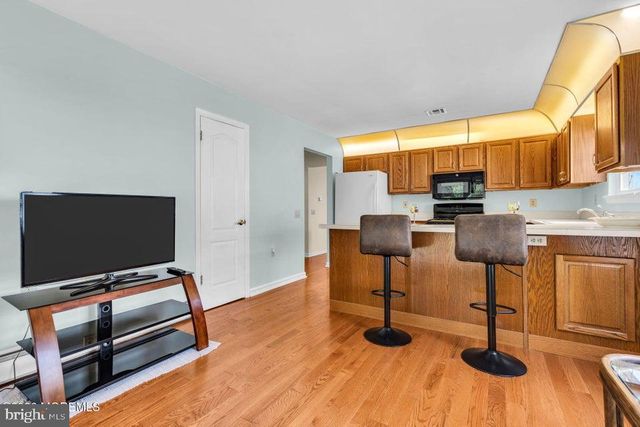 27 ABERGELE DR, Toms River, NJ 08757