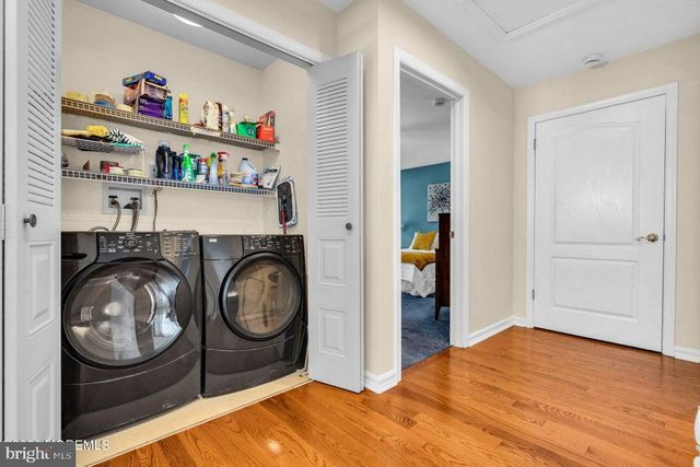 27 ABERGELE DR, Toms River, NJ 08757