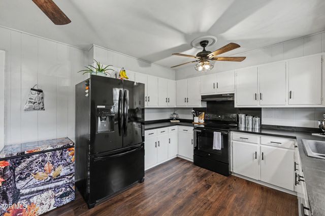 190 Cherokee Boulevard, Greeneville, TN 37743