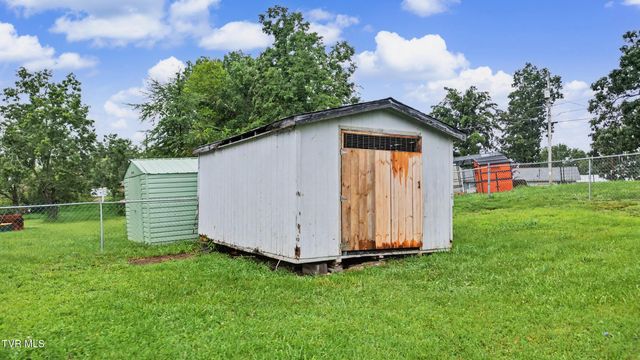 190 Cherokee Boulevard, Greeneville, TN 37743