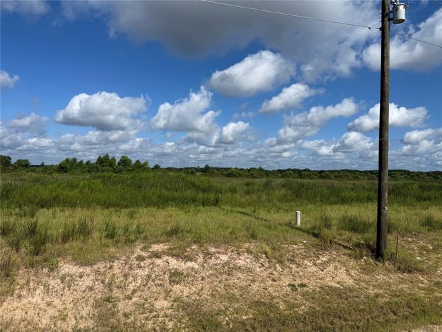 2201 Road 591501, Cleveland, TX 77327