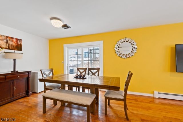 13 James St, Dover Town, NJ 07801