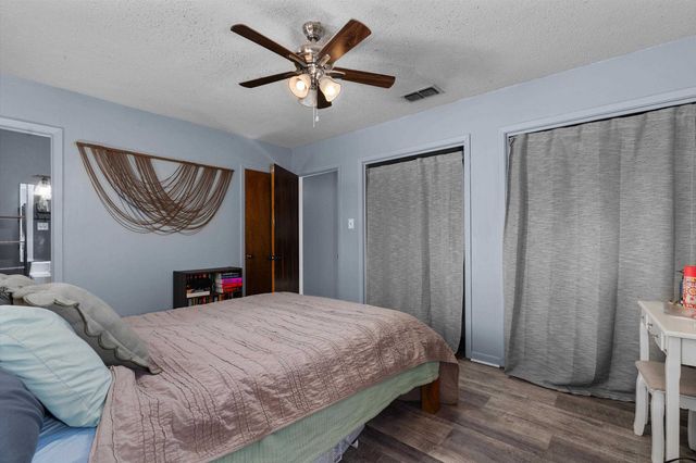 2206 Hendricks St, Gladewater, TX 75647