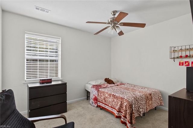 977 Barrington CT, Virginia Beach, VA 23452