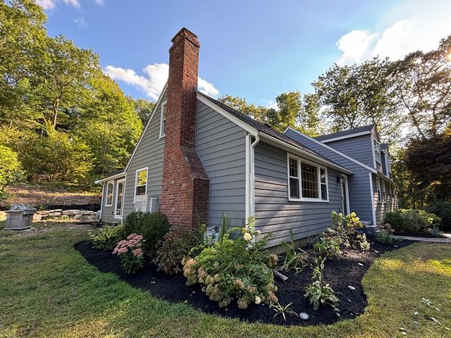 24 Cedar Hill Road, Dover, MA 02030
