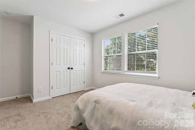 1638 Arlyn Circle G, Charlotte, NC 28213