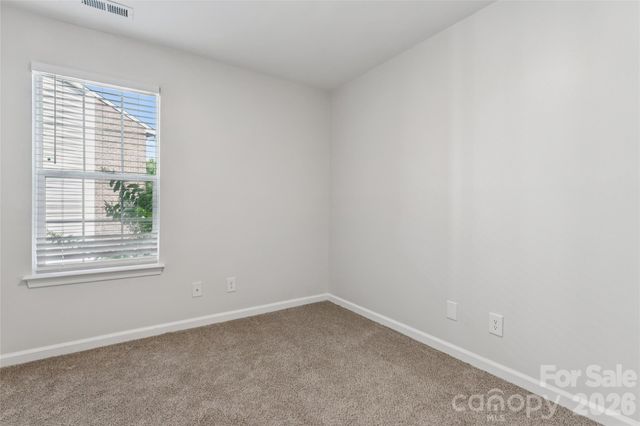 1638 Arlyn Circle G, Charlotte, NC 28213