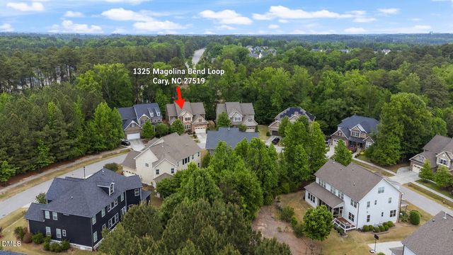 1325 Magnolia Bend Loop, Cary, NC 27519