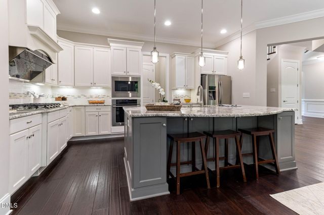 1325 Magnolia Bend Loop, Cary, NC 27519