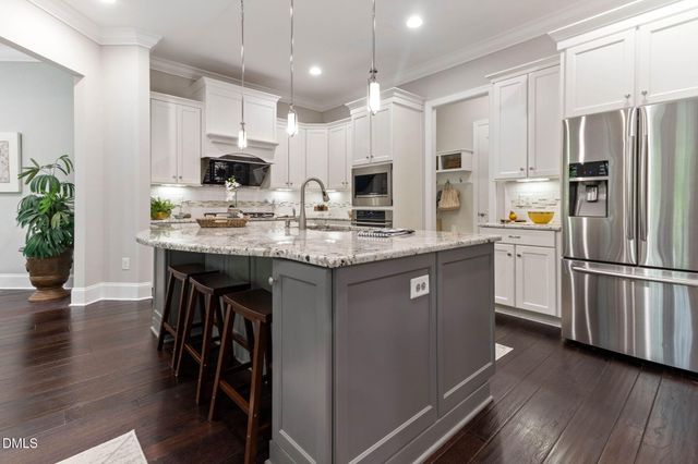 1325 Magnolia Bend Loop, Cary, NC 27519