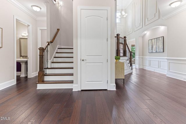 1325 Magnolia Bend Loop, Cary, NC 27519