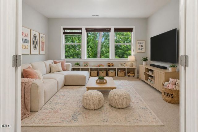 1325 Magnolia Bend Loop, Cary, NC 27519