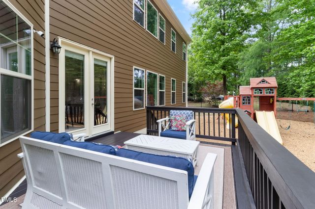 1325 Magnolia Bend Loop, Cary, NC 27519