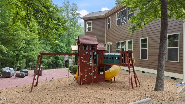 1325 Magnolia Bend Loop, Cary, NC 27519