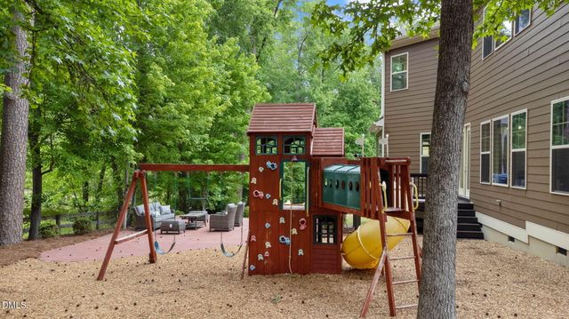 1325 Magnolia Bend Loop, Cary, NC 27519