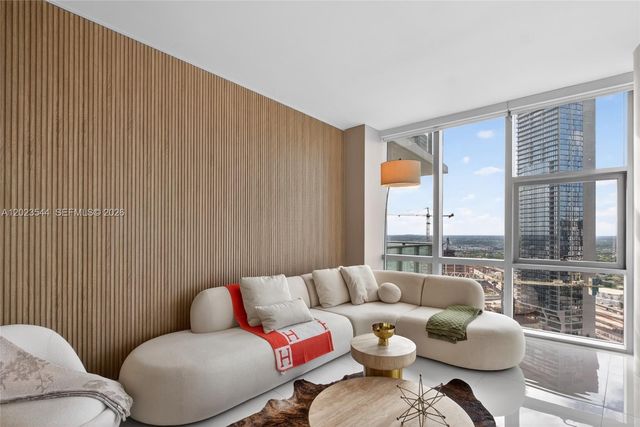 851 NE 1st Avenue 3201, Miami, FL 33132