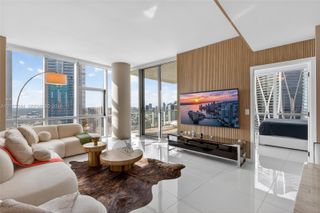 851 NE 1st Avenue 3201, Miami, FL 33132