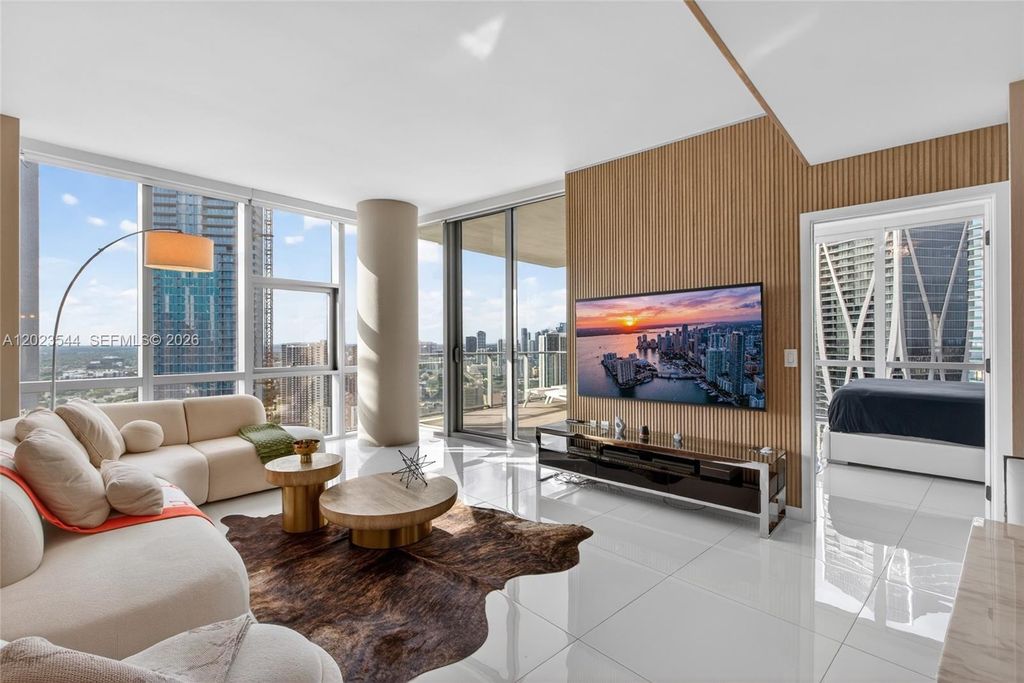 851 NE 1st Avenue 3201, Miami, FL 33132