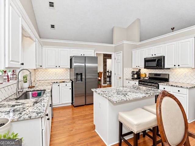 5764 Dexters Mill Place, Buford, GA 30518