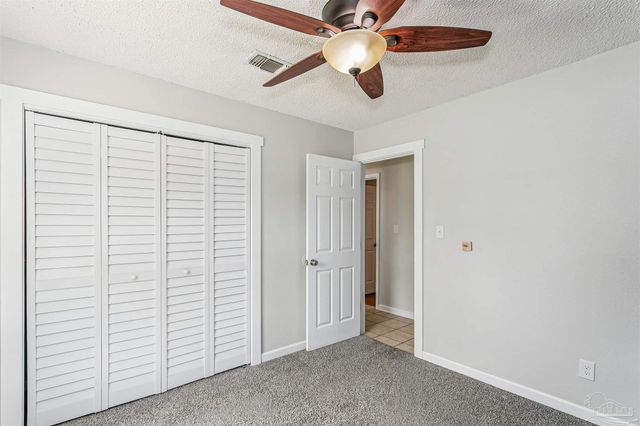 5453 Camille Gardens Cir, Milton, FL 32570