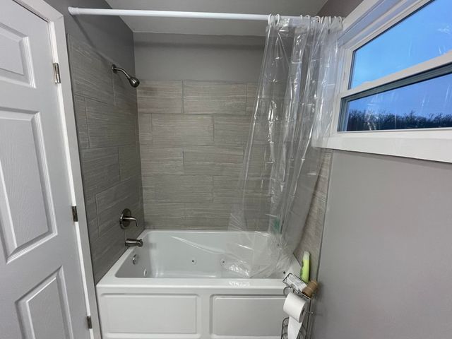 5942 N Woodbridge Road, Merrill Twp, MI 49349