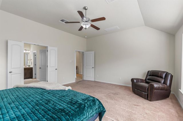 133 Kirkhill ST, Hutto, TX 78634