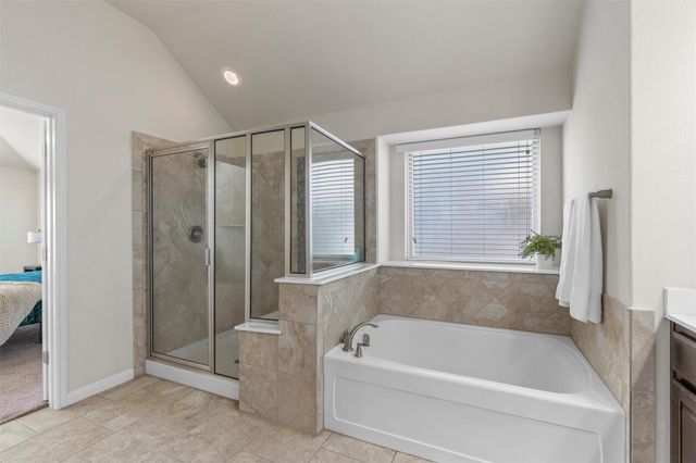 133 Kirkhill ST, Hutto, TX 78634